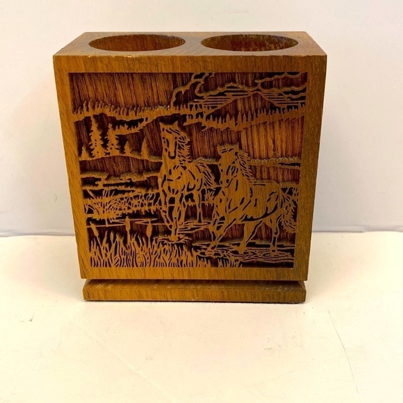 VINTAGE Lasercraft wooden pencil holder laser engraved horse pasture walnut wood - Picture 2 of 12